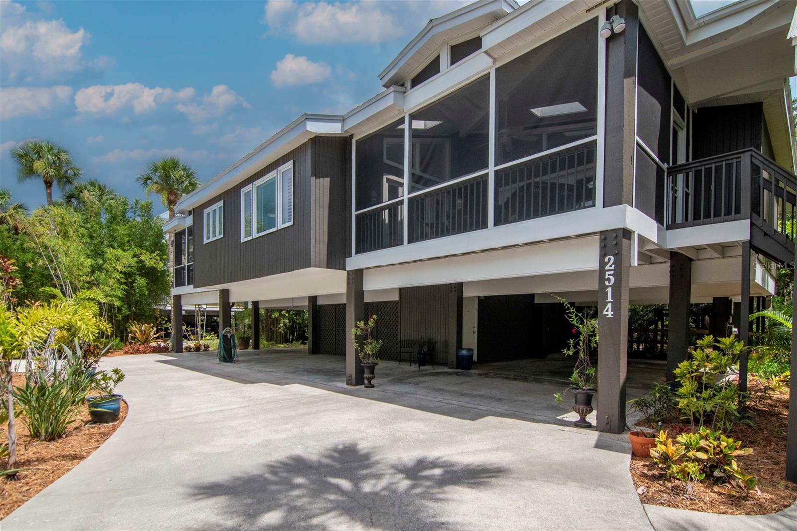 SHELL POINT - Residential