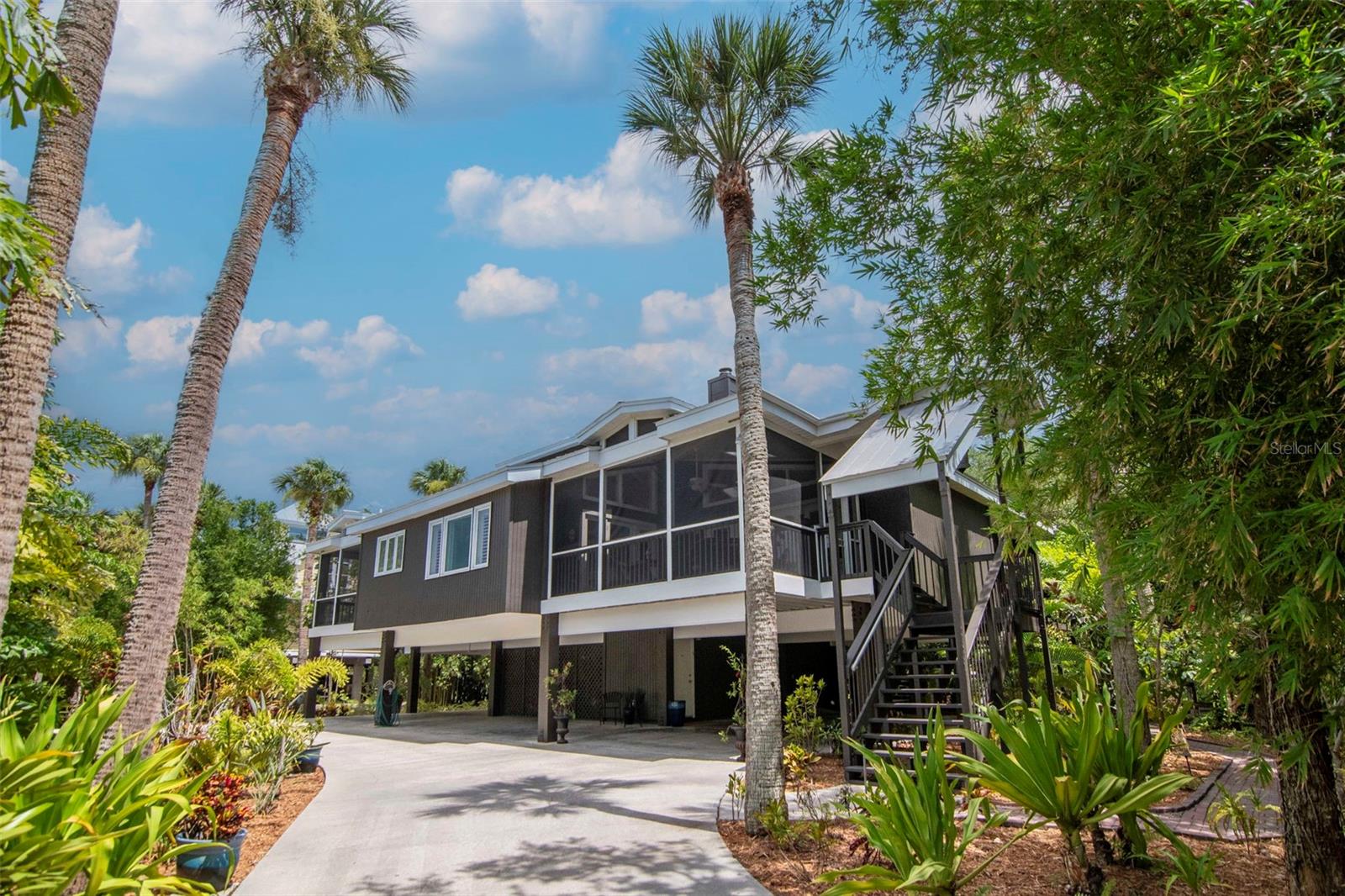 SHELL POINT - Residential