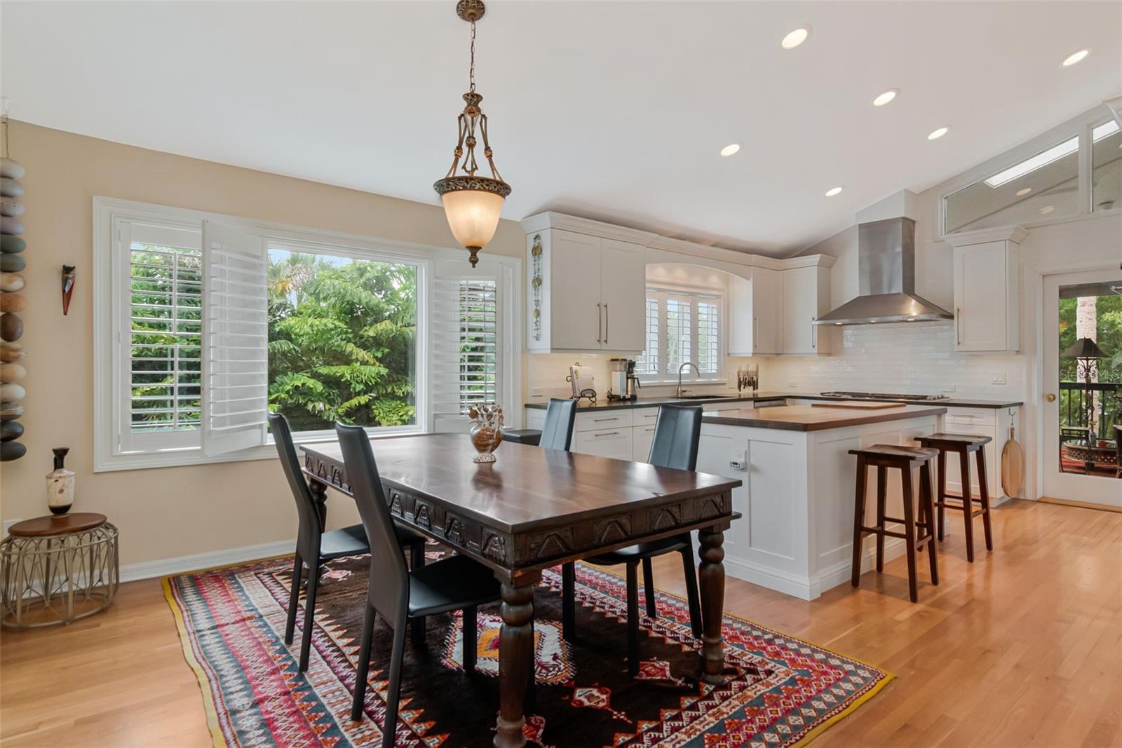 SHELL POINT - Residential