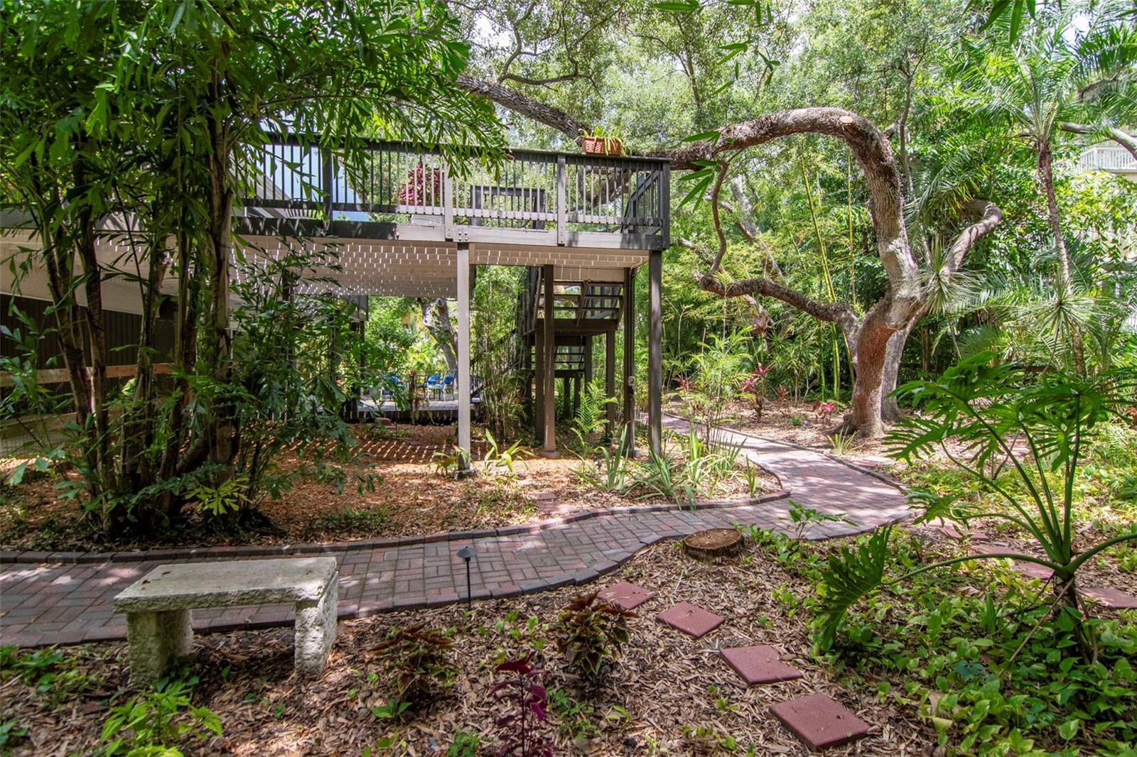 SHELL POINT - Residential
