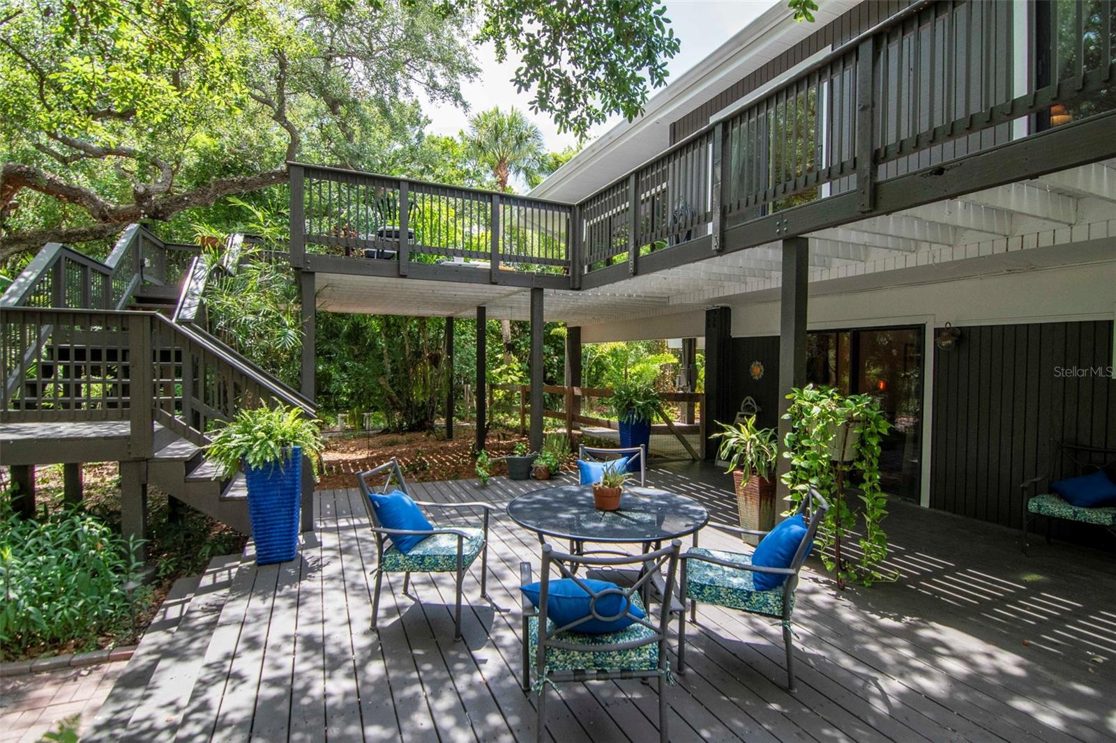 SHELL POINT - Residential