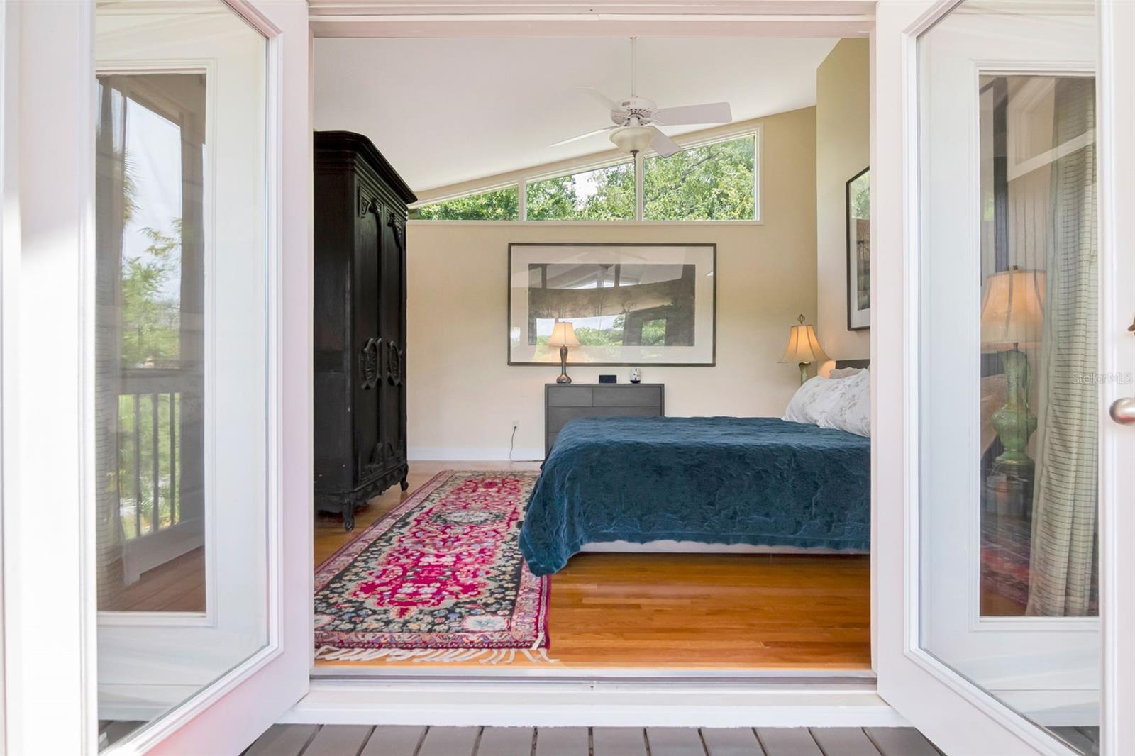 SHELL POINT - Residential