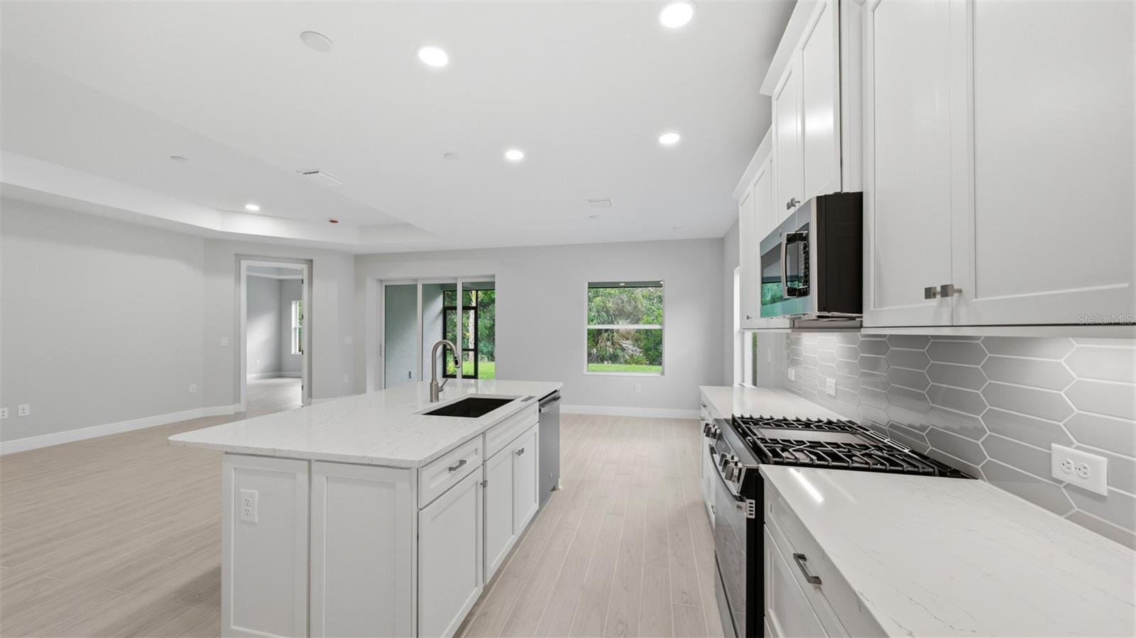HERITAGE PRESERVE - Residential