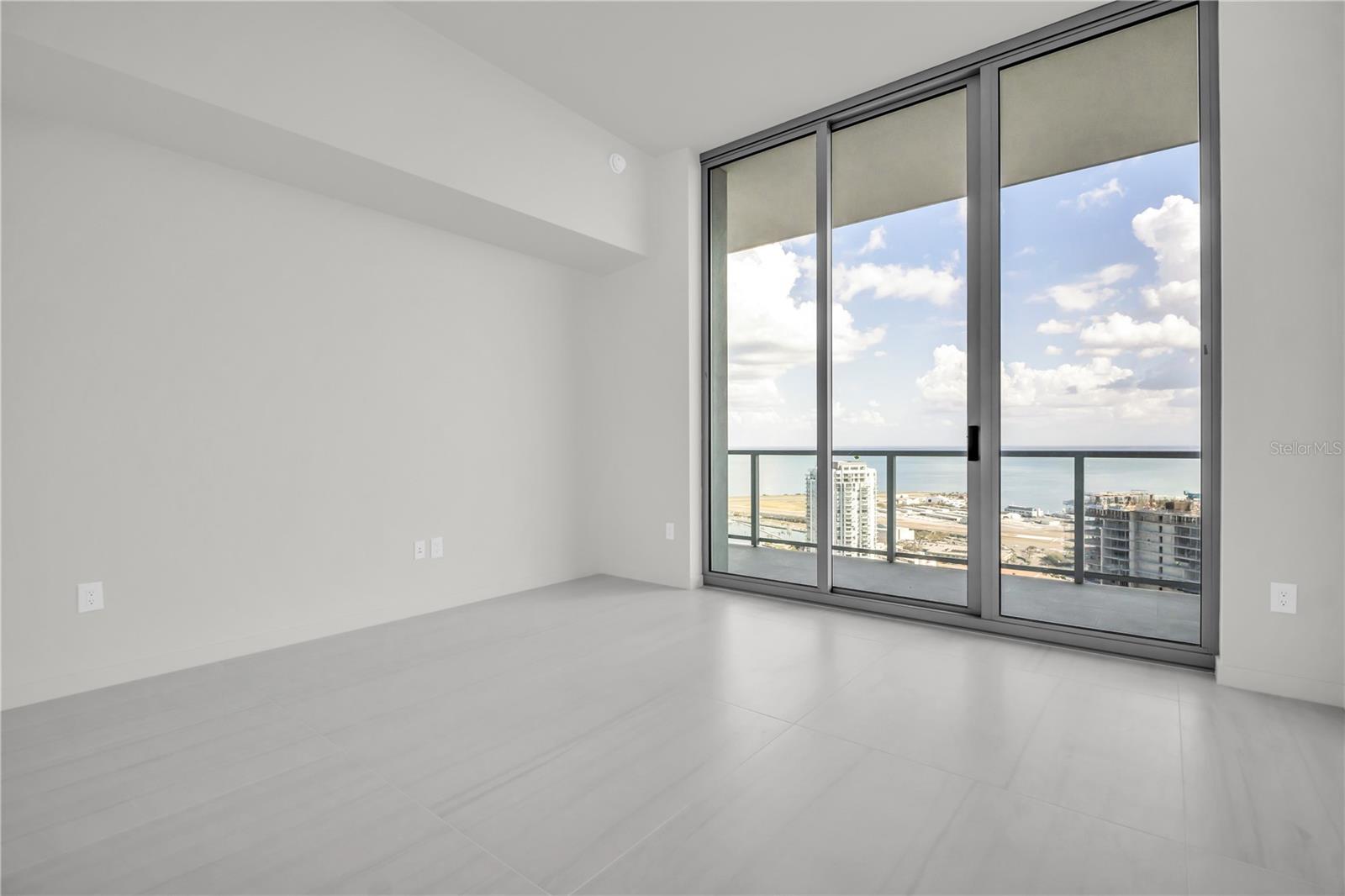 400 CENTRAL - Residential
