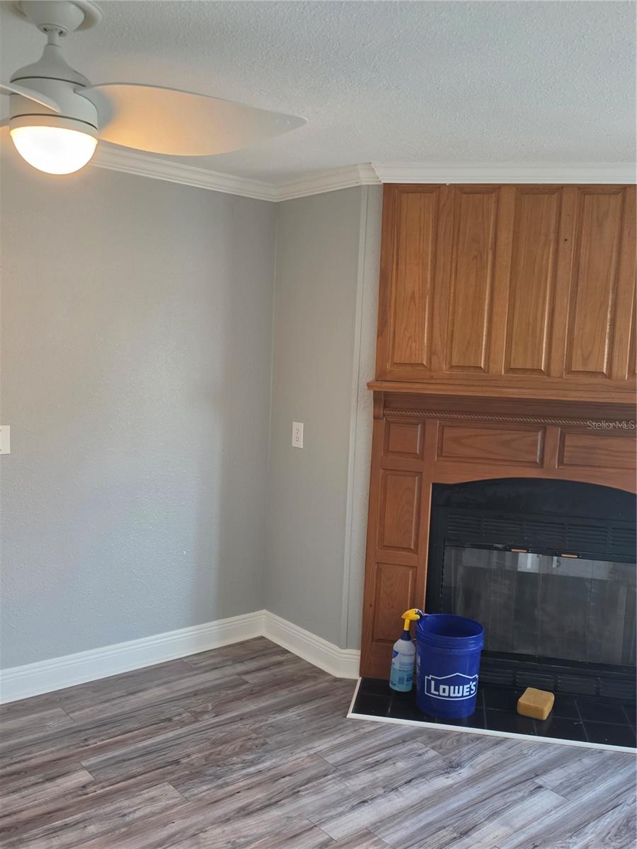 BELLEVIEW HILLS ESTATE - Residential