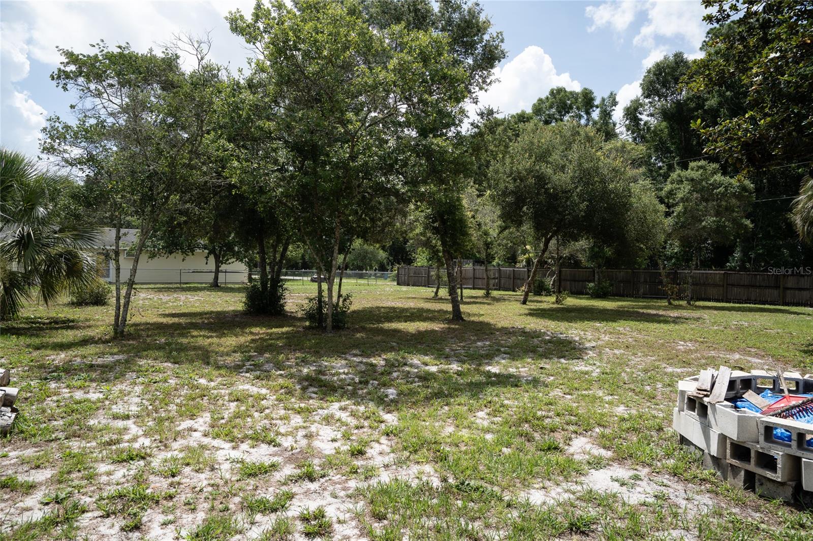 LAKEVIEW PARK - Residential