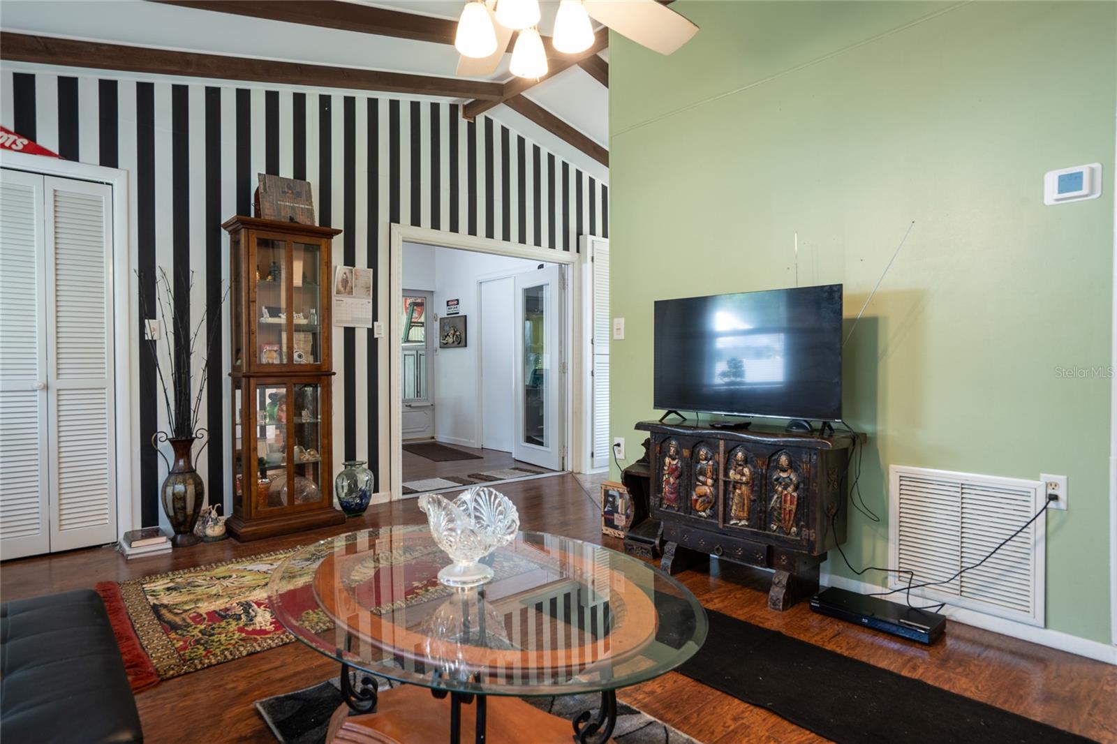 LAKEVIEW PARK - Residential