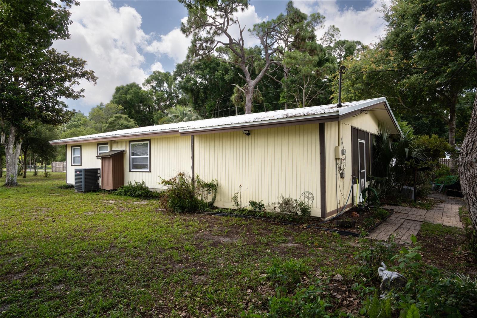 LAKEVIEW PARK - Residential