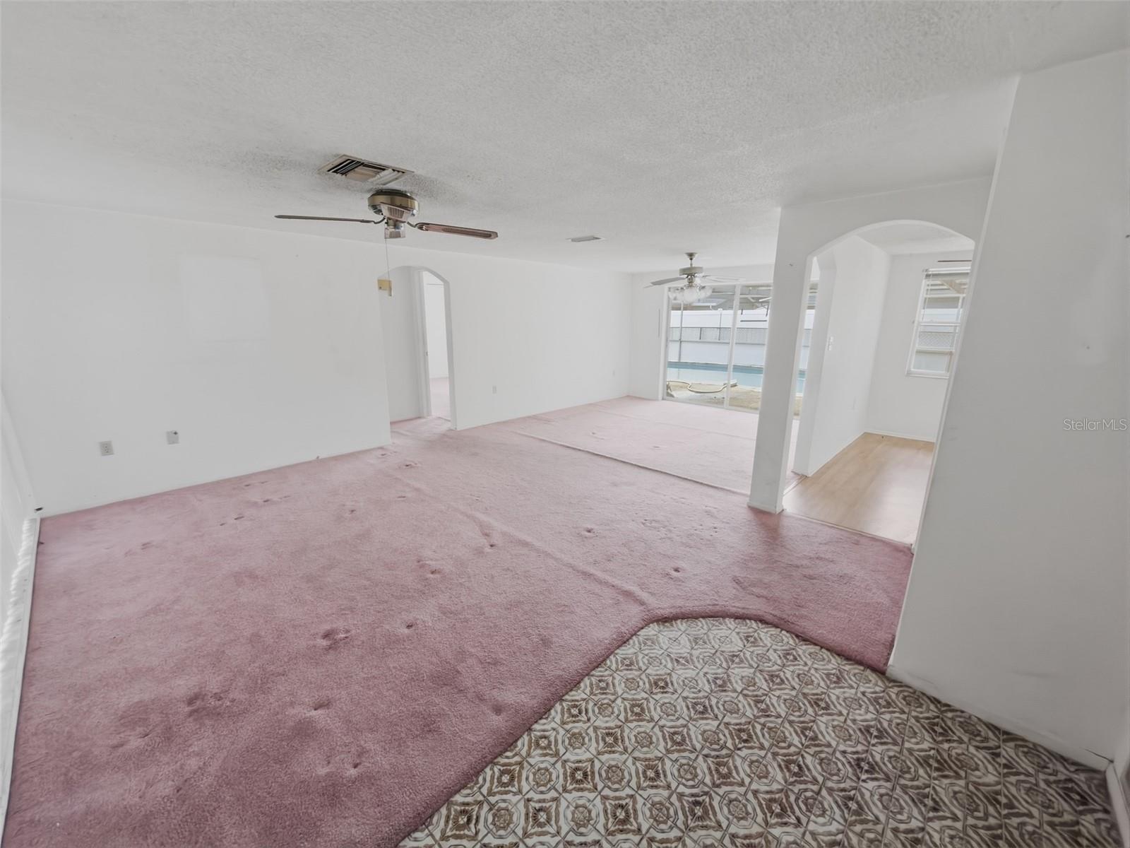 REGENCY PARK - Residential