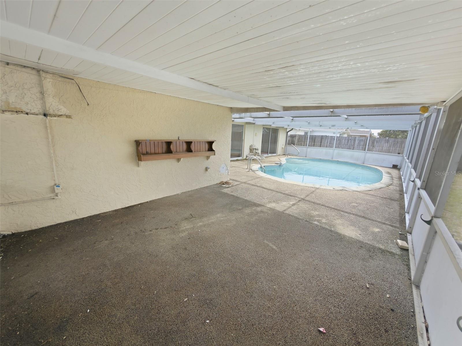 REGENCY PARK - Residential