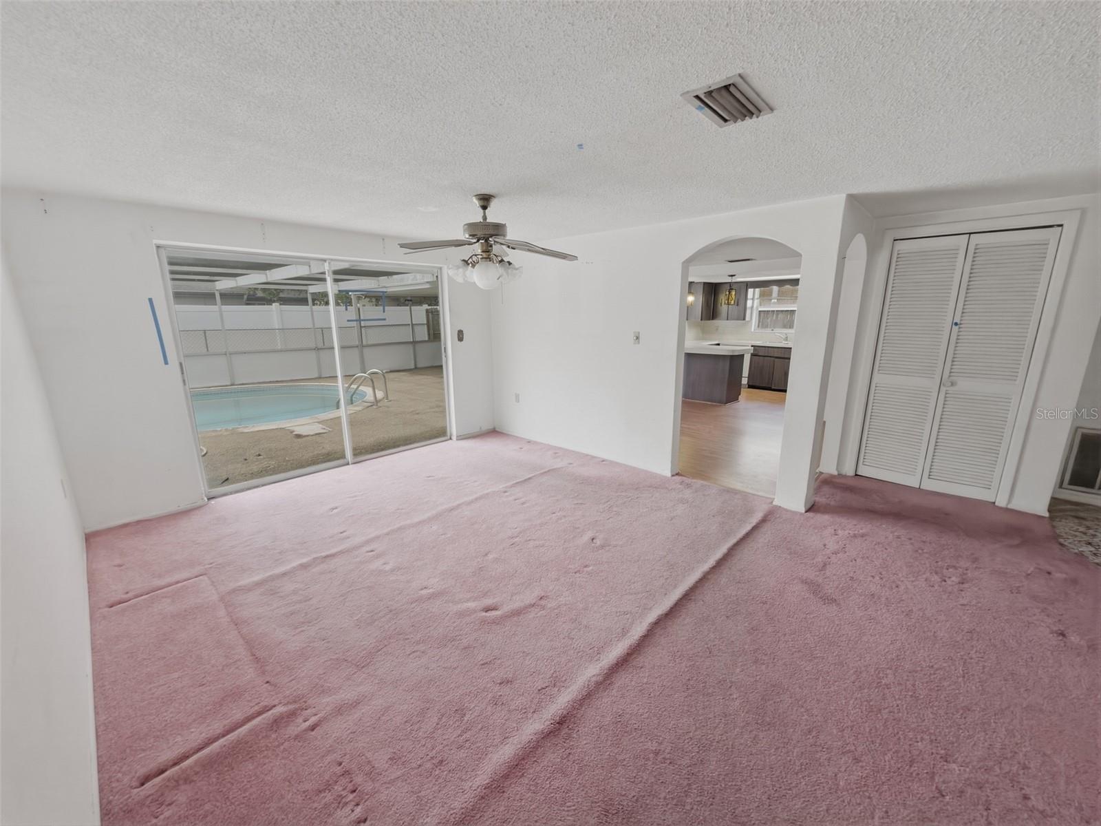 REGENCY PARK - Residential