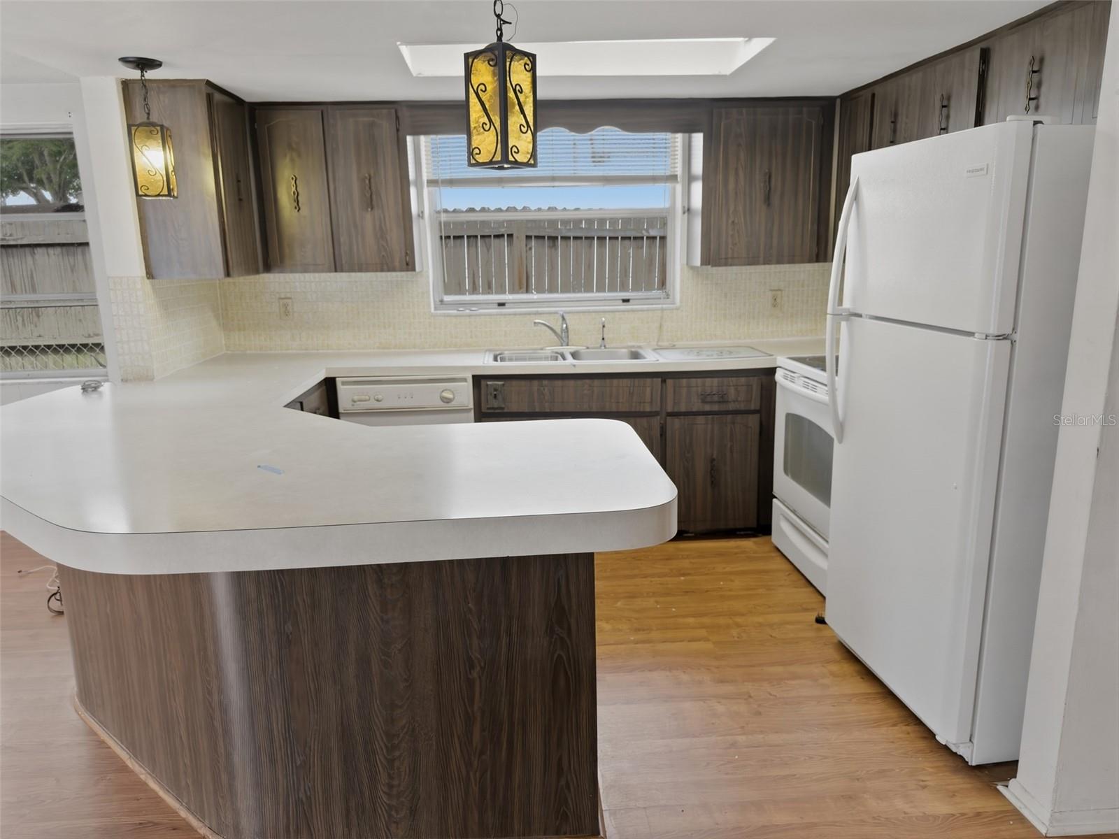 REGENCY PARK - Residential