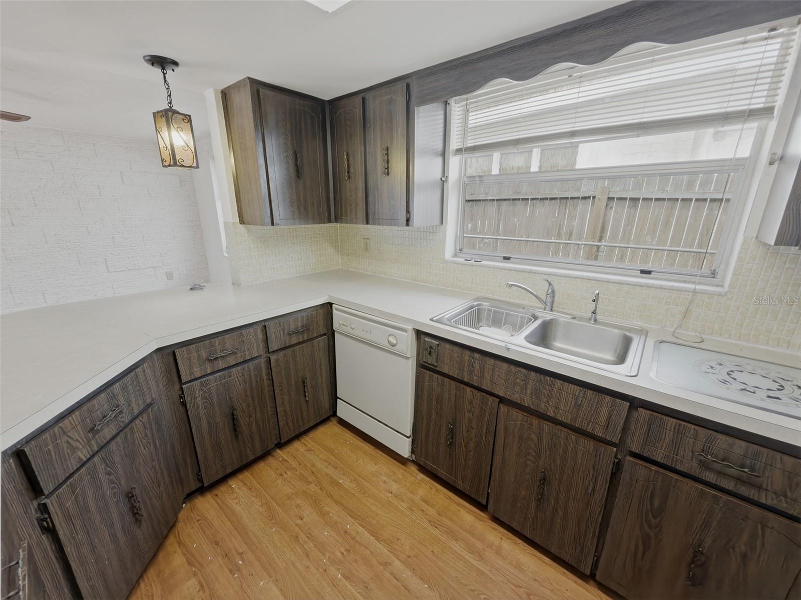 REGENCY PARK - Residential