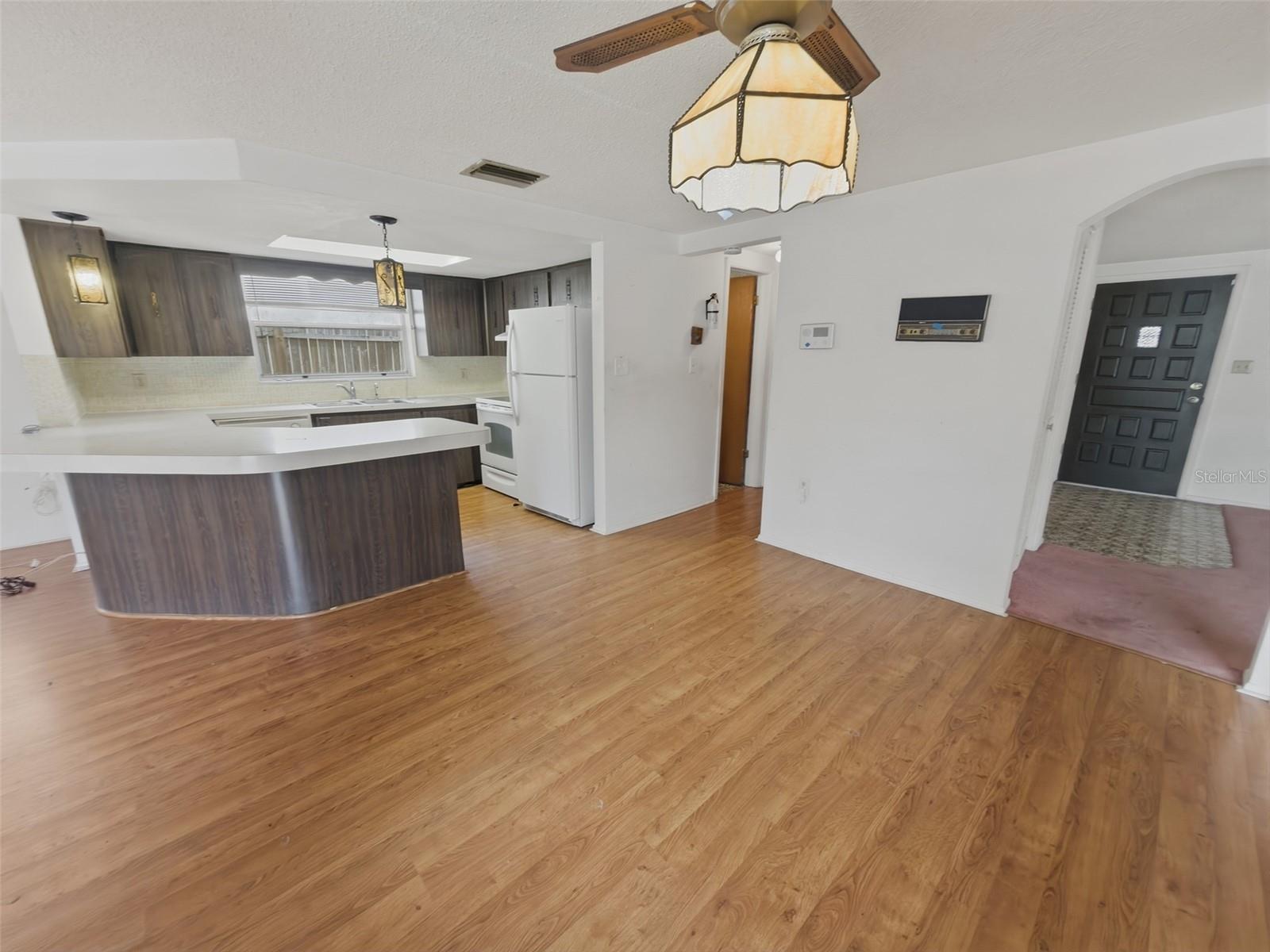 REGENCY PARK - Residential