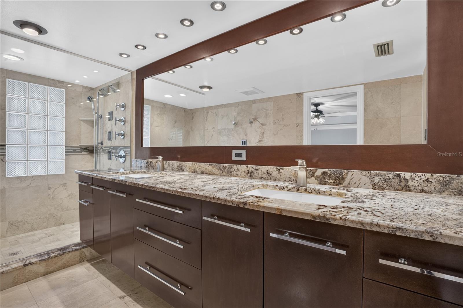 GULF FRONT LAGOON CONDO - Residential