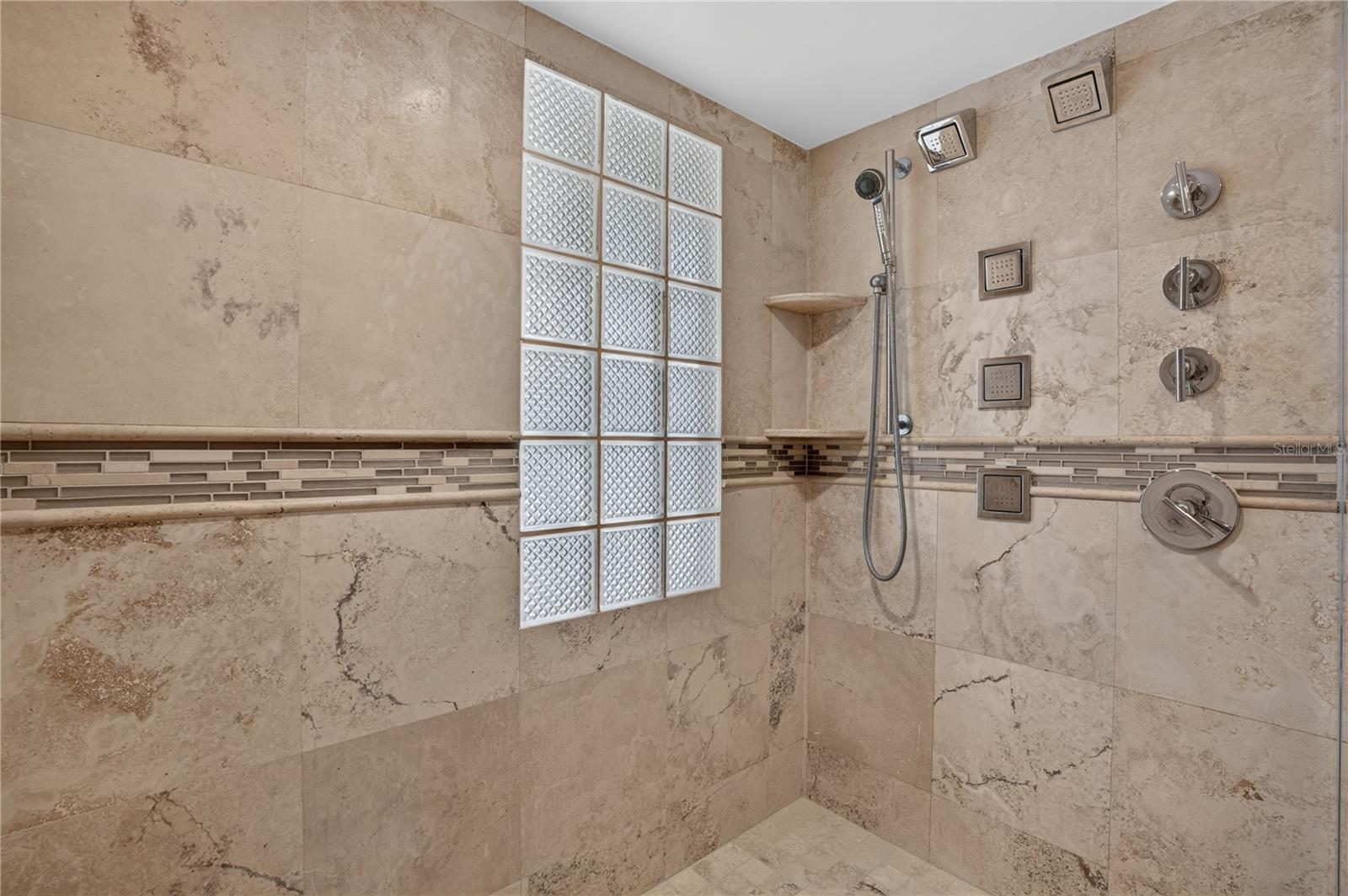 GULF FRONT LAGOON CONDO - Residential