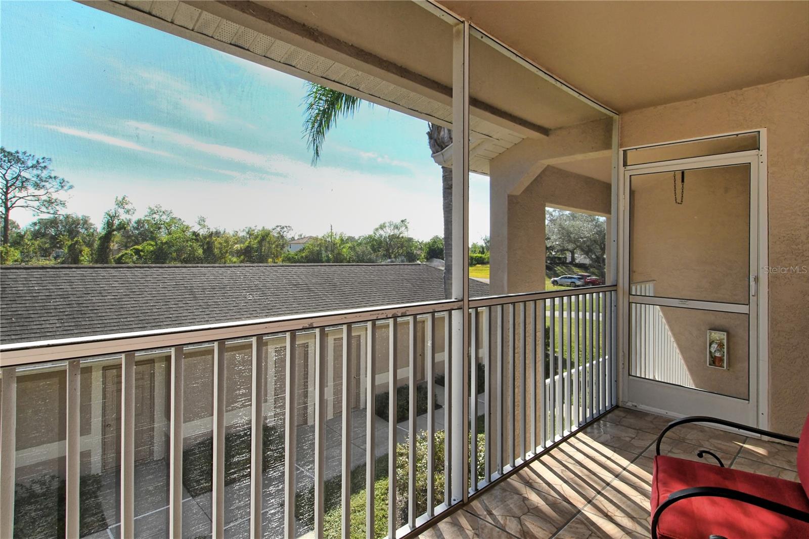 HERITAGE OAKS GOLF & COUNTRY CLUB - Residential