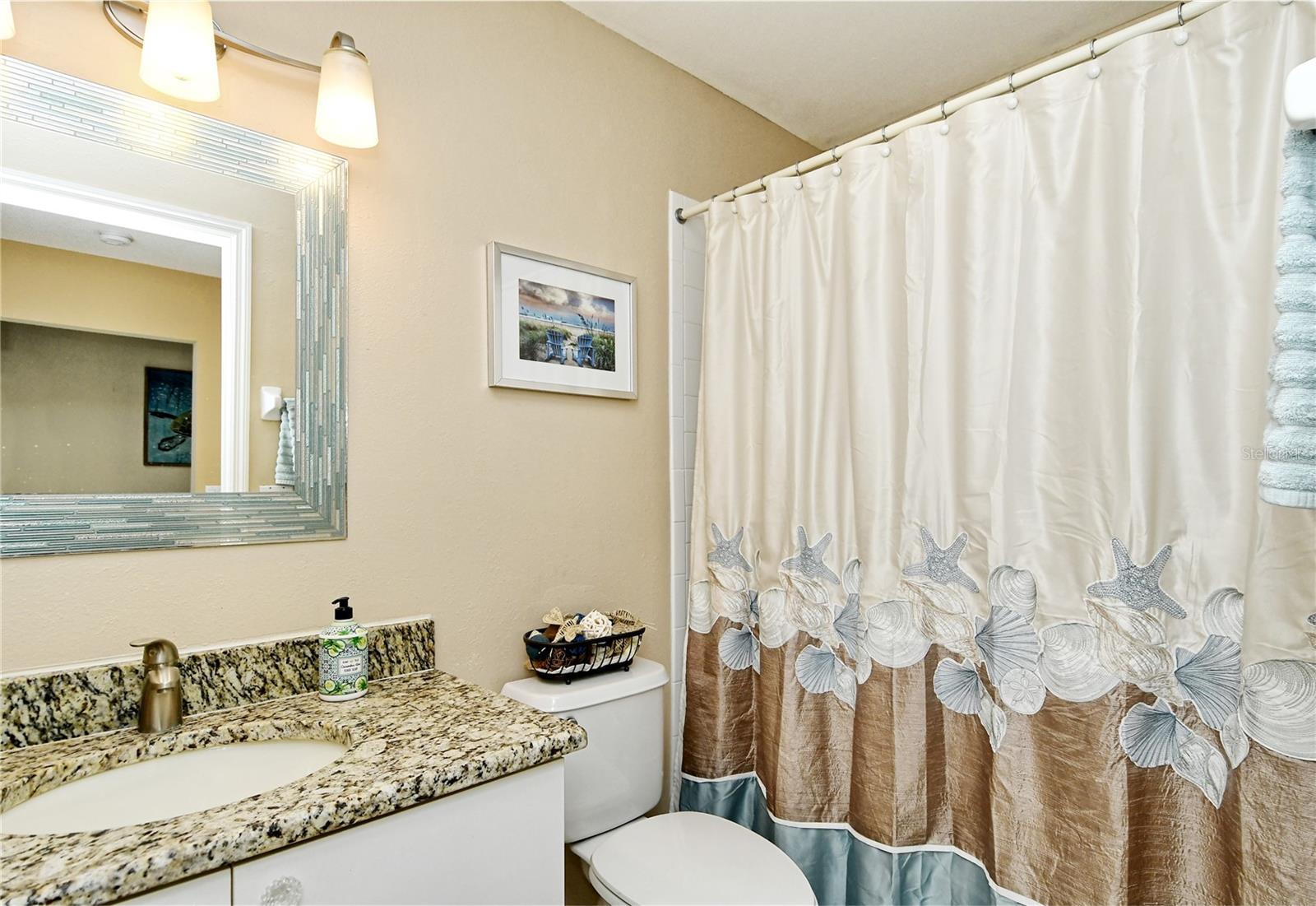 HERITAGE OAKS GOLF & COUNTRY CLUB - Residential