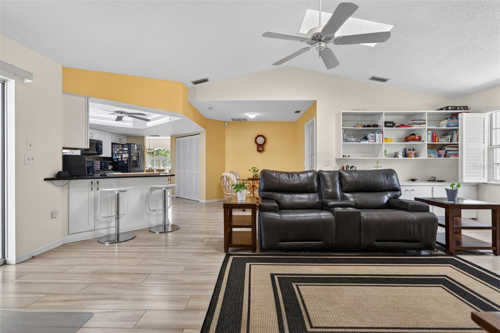 CEDAR CREEK - Residential
