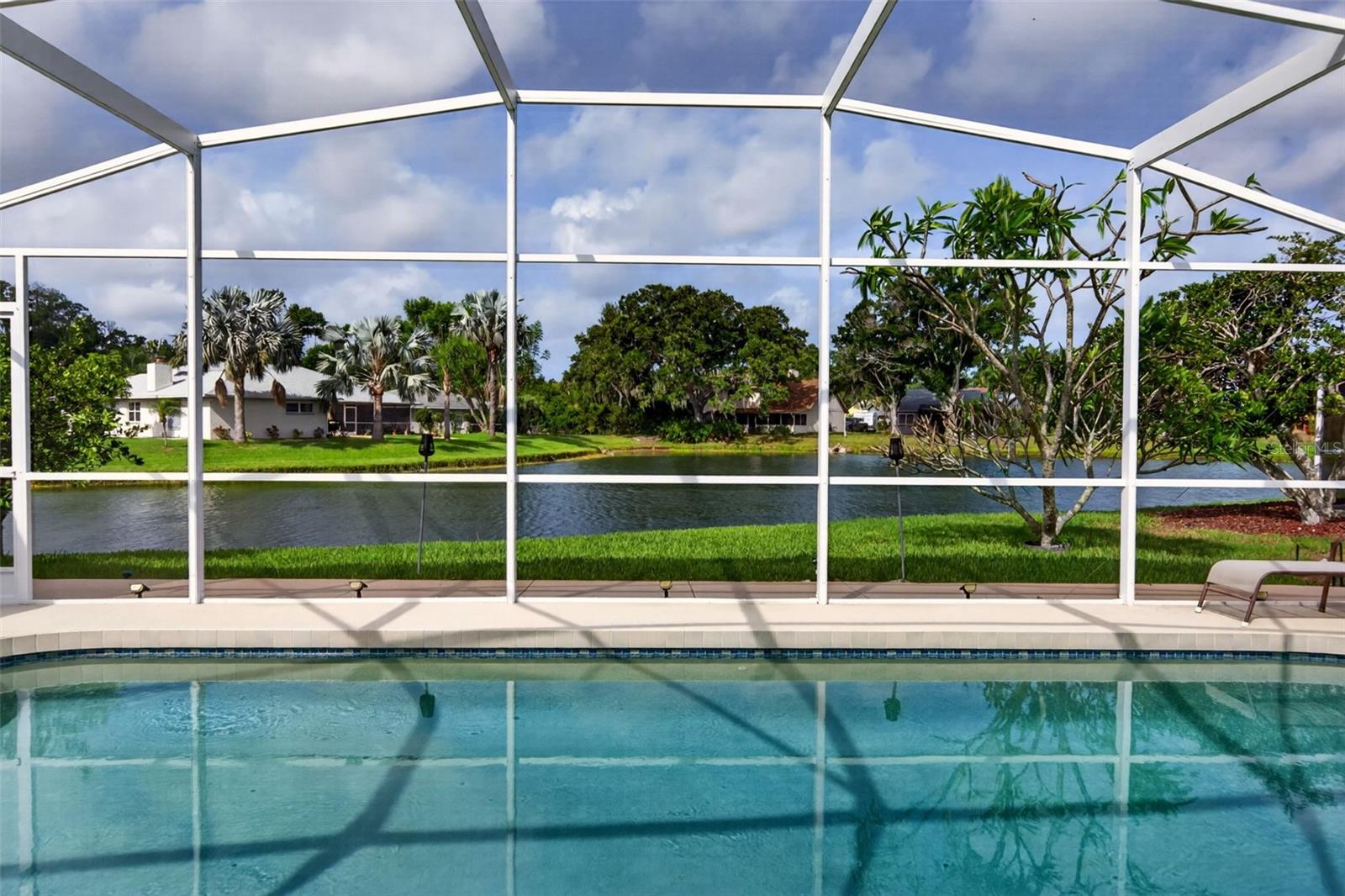 CEDAR CREEK - Residential
