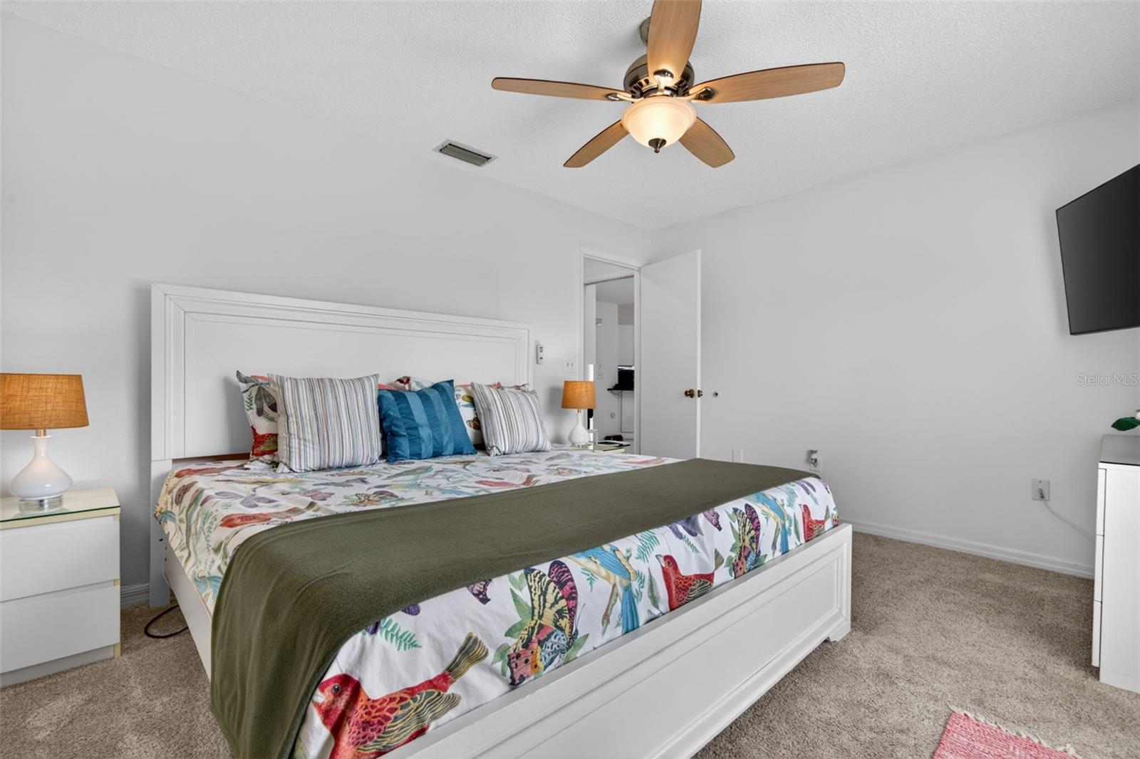 CEDAR CREEK - Residential