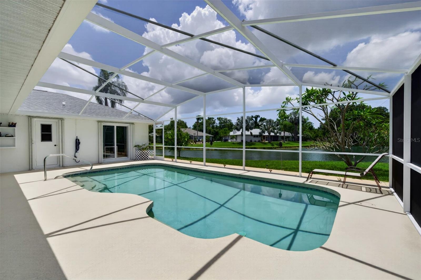 CEDAR CREEK - Residential