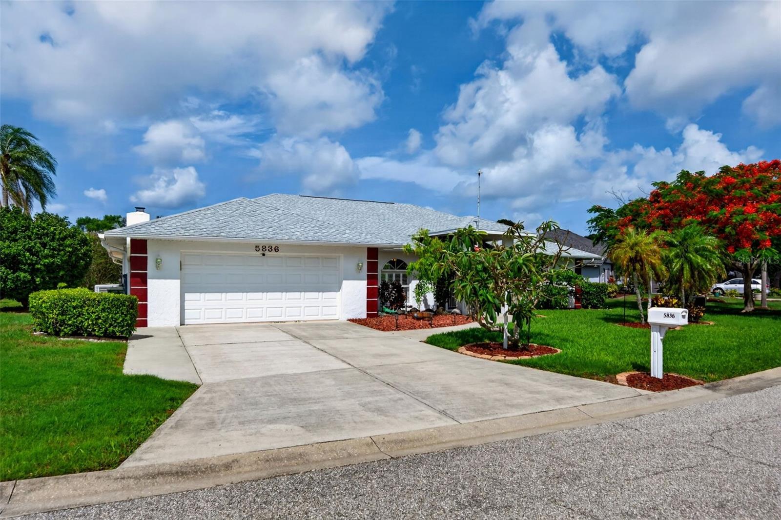CEDAR CREEK - Residential