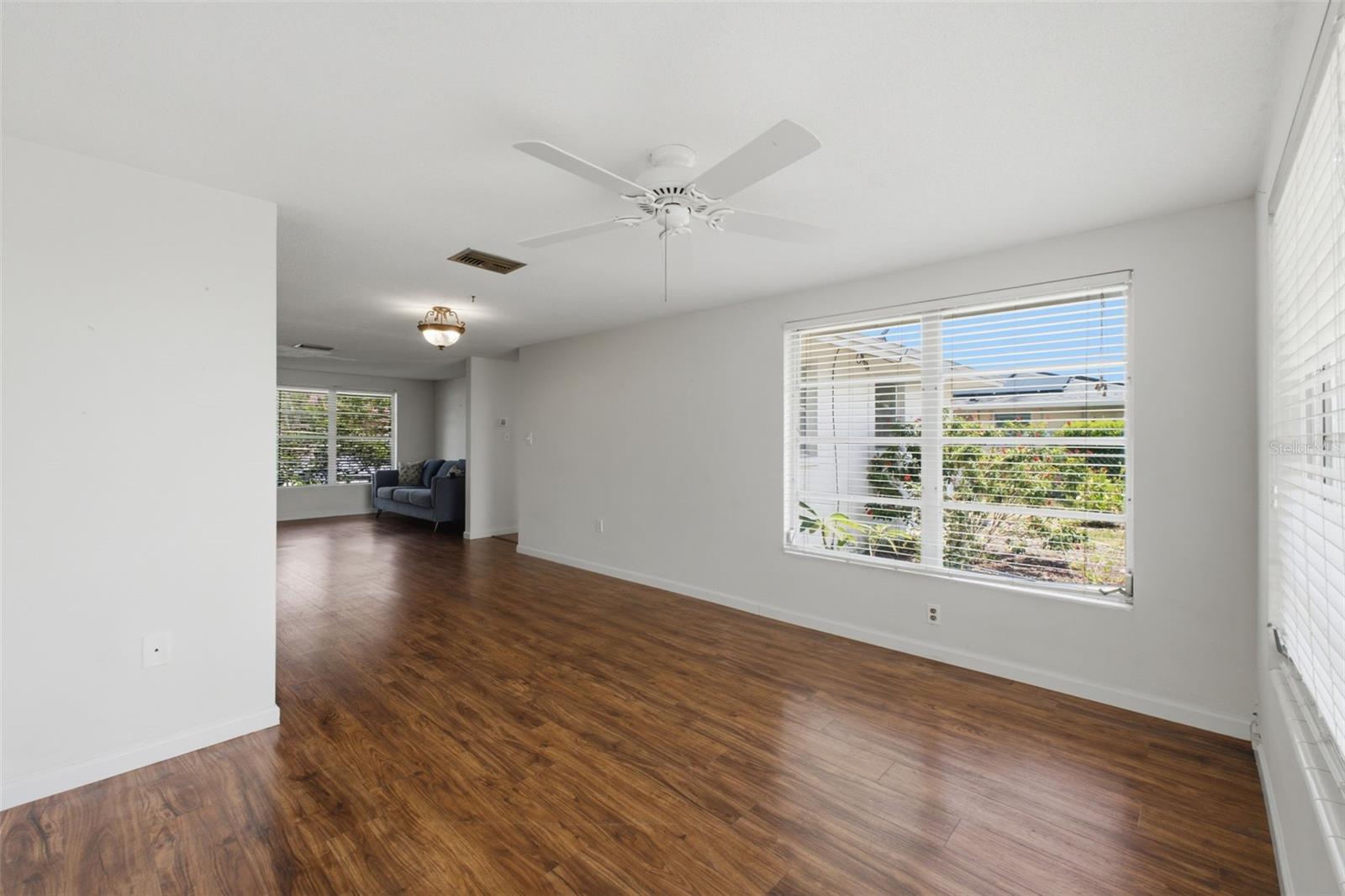 JASMINE LAKES - Residential