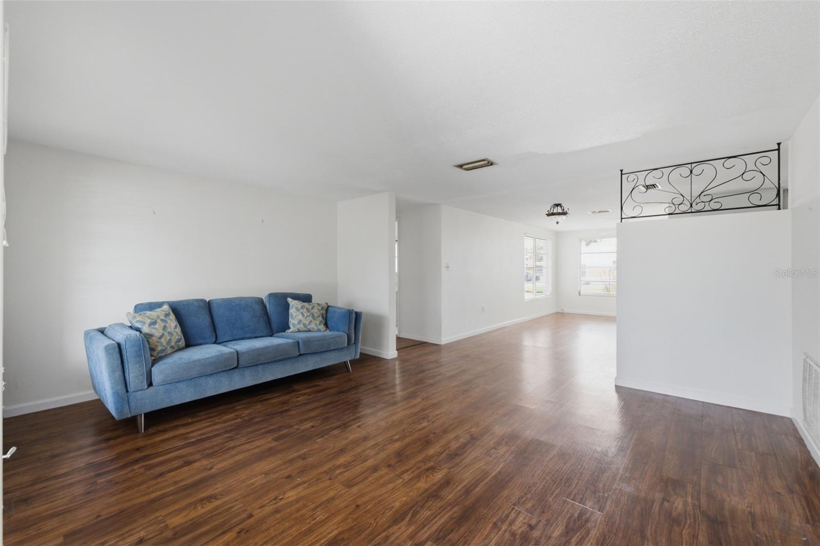 JASMINE LAKES - Residential