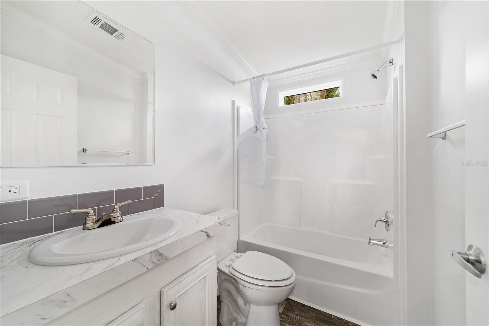LEIGHTON ESTATES - Residential