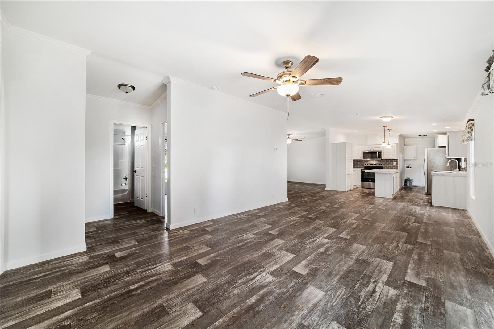 LEIGHTON ESTATES - Residential