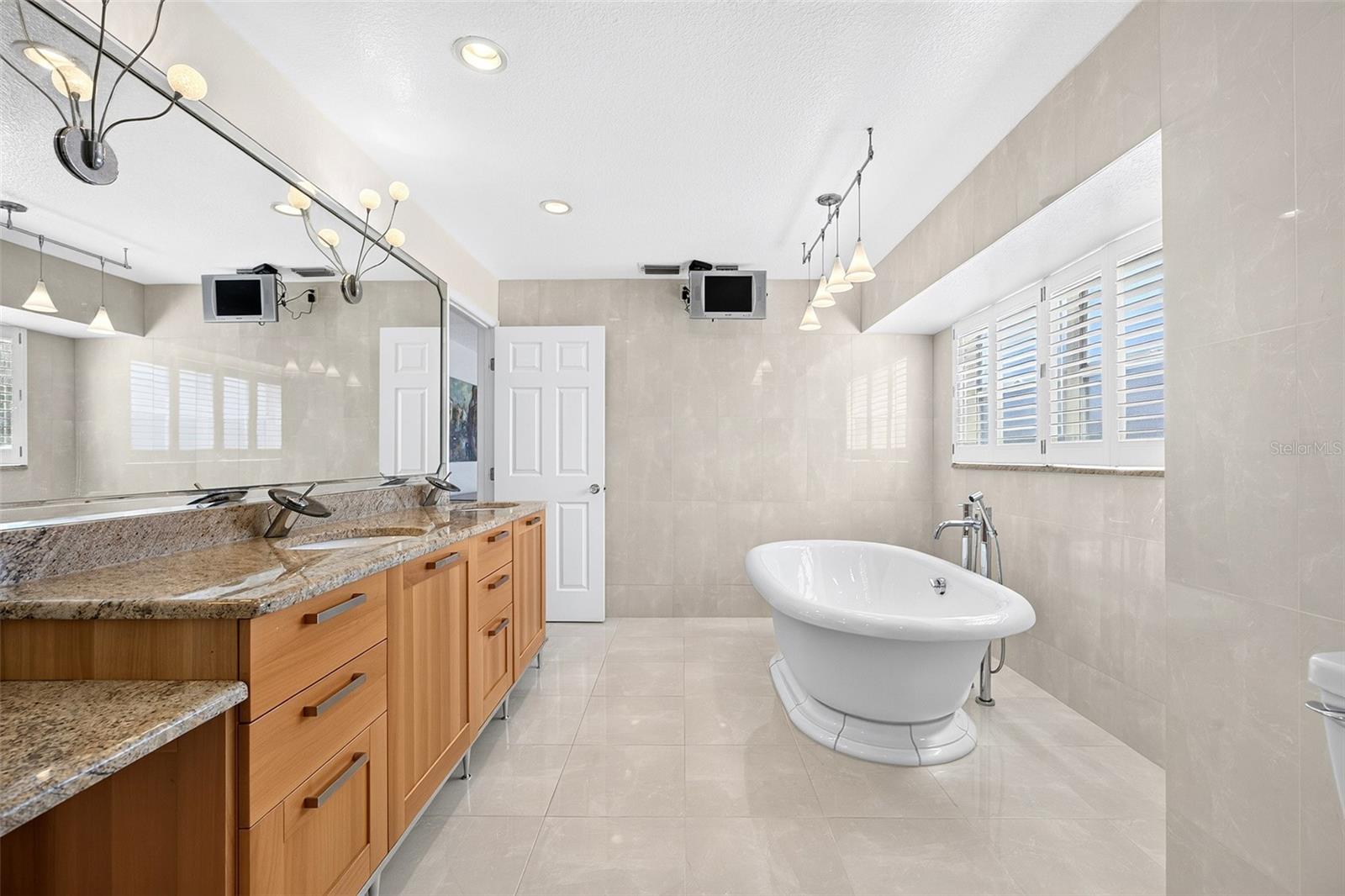 PUNTA GORDA ISLES SEC 23 - Residential