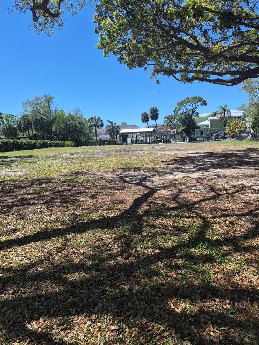 SUNSET PARK - Land
