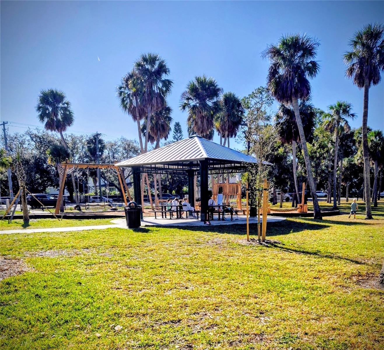 SUNSET PARK - Land