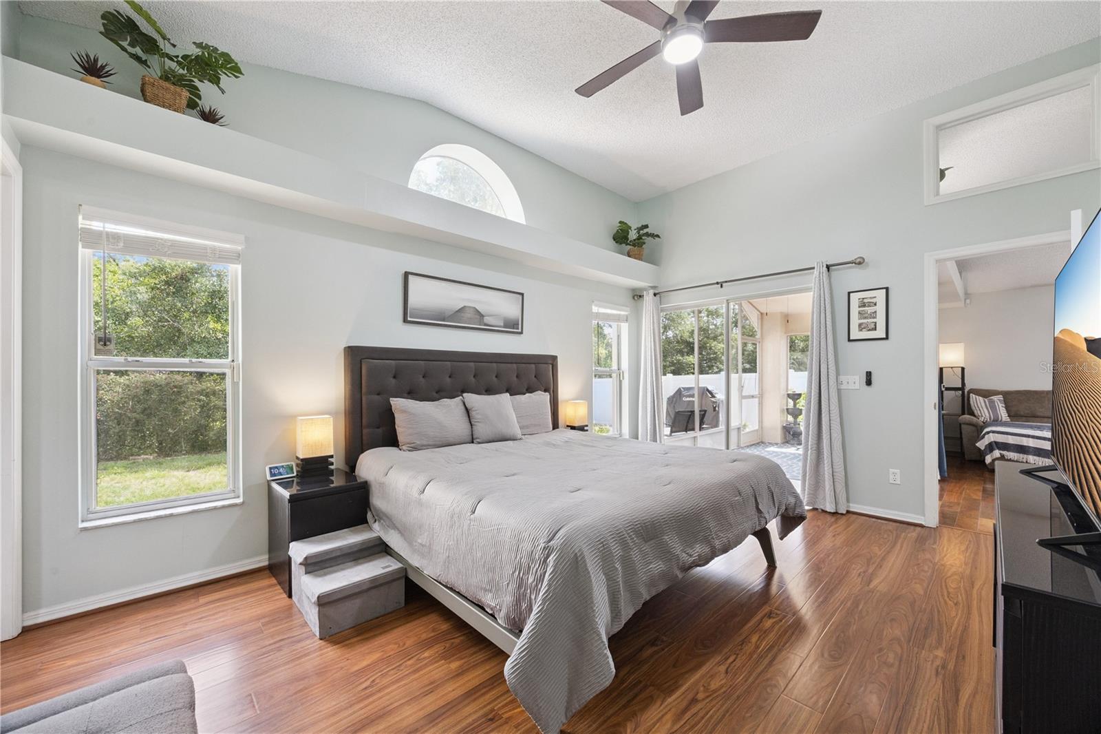 ROYAL OAK ESTATES - Residential