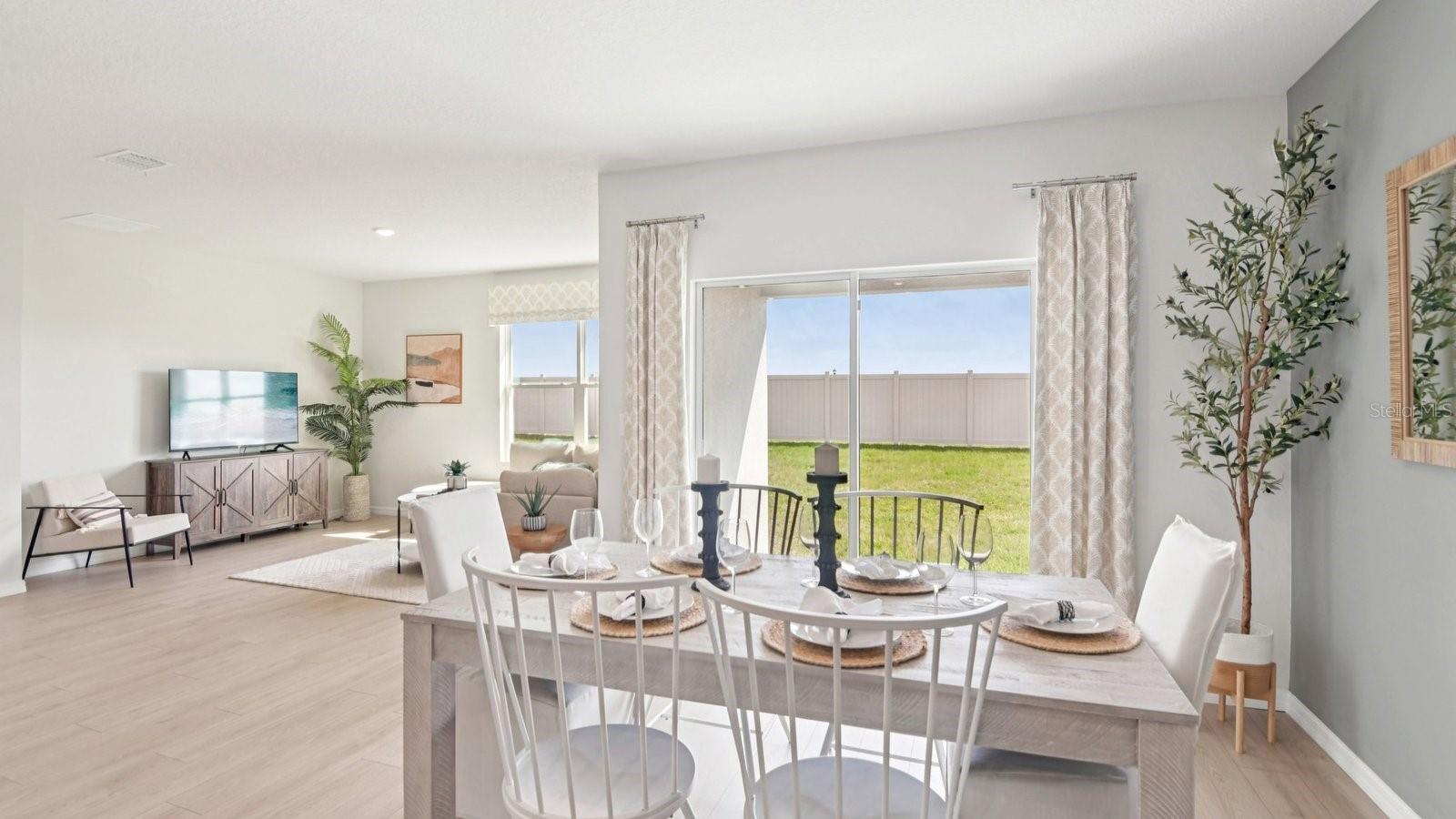 NORTHRIDGE - Residential