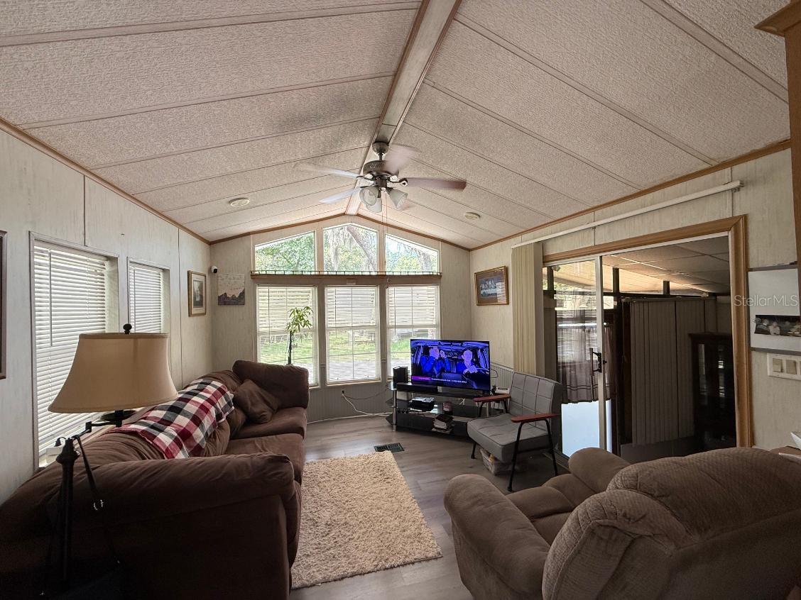 YOGI BEARS JELLYSTONE PARK CONDO - Residential