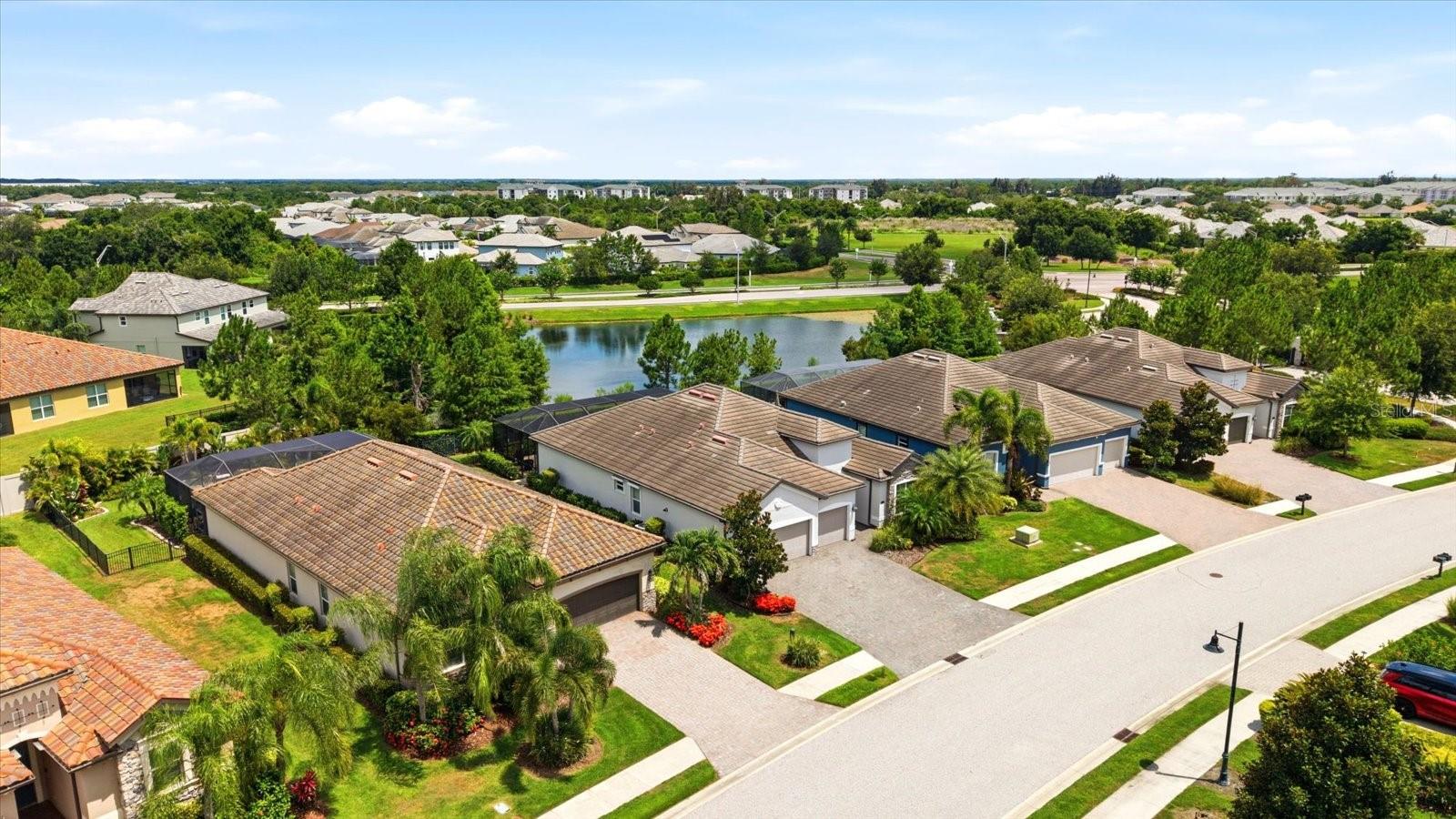 ARBOR GRANDE - Residential