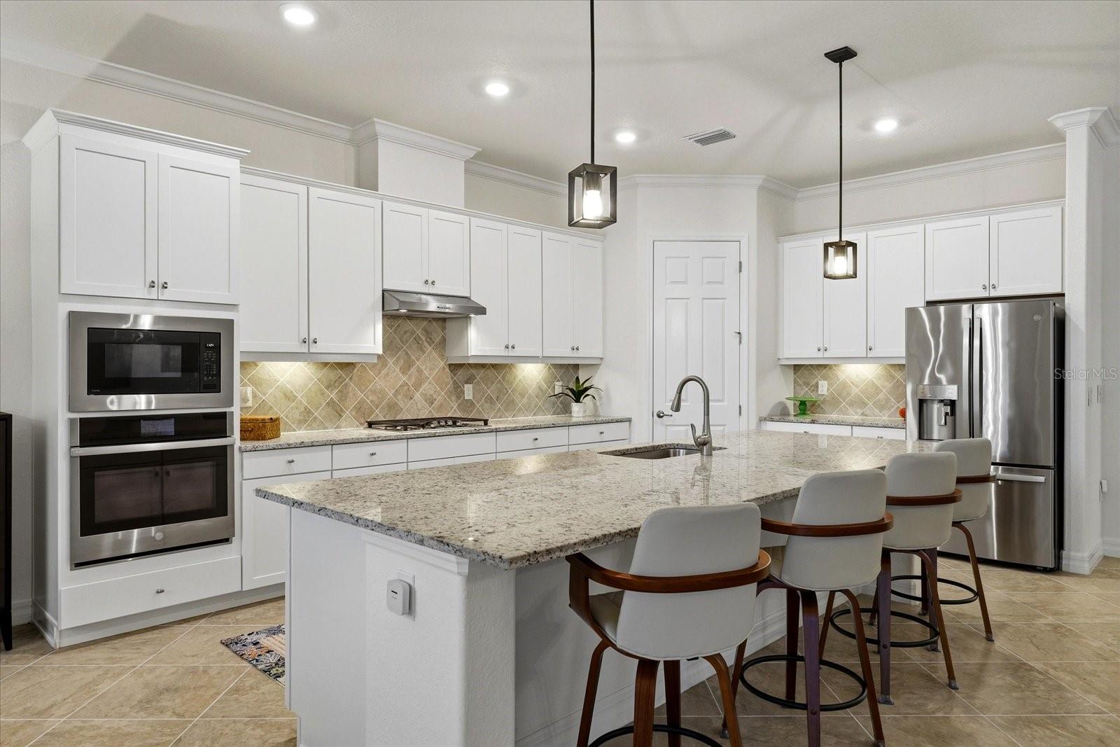 ARBOR GRANDE - Residential
