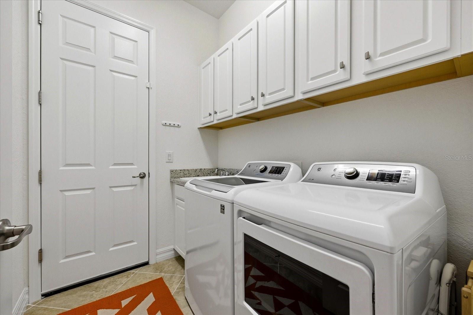 ARBOR GRANDE - Residential