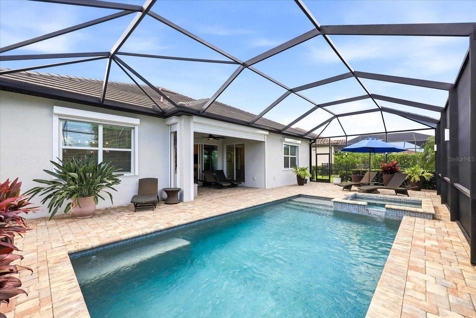 ARBOR GRANDE - Residential