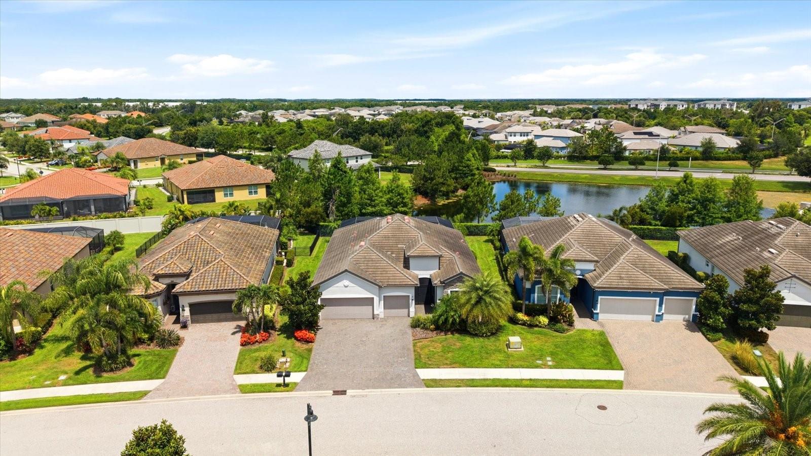 ARBOR GRANDE - Residential