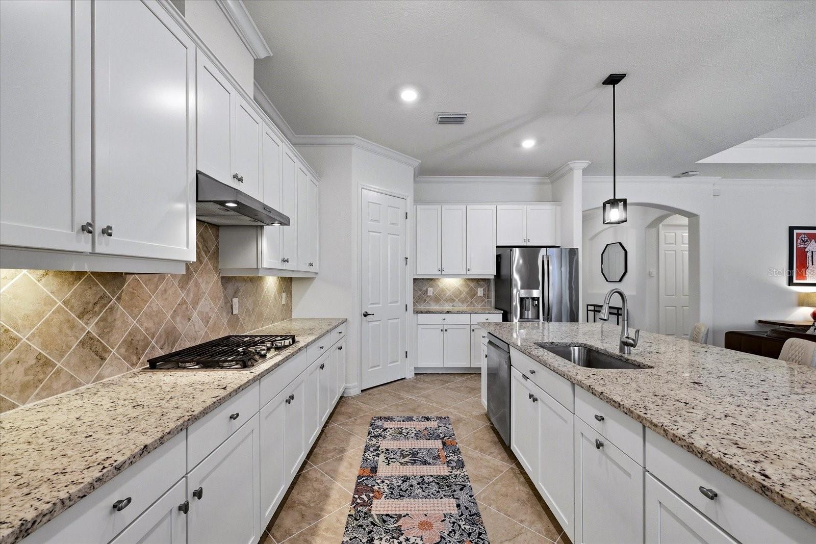 ARBOR GRANDE - Residential