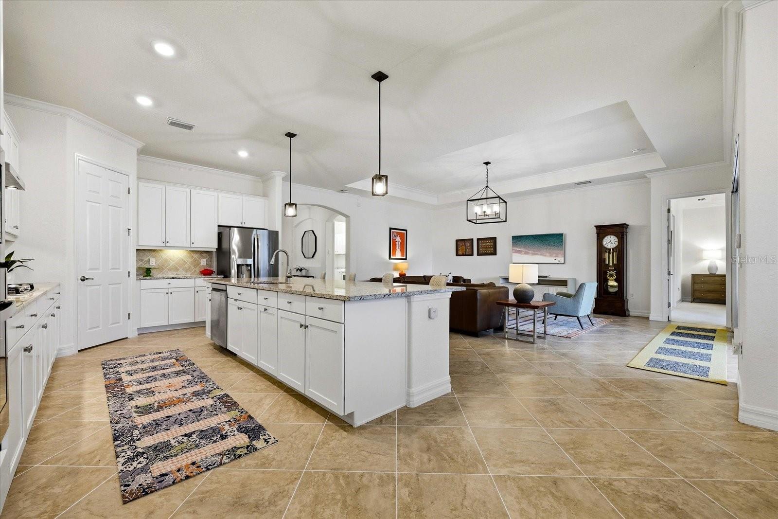 ARBOR GRANDE - Residential