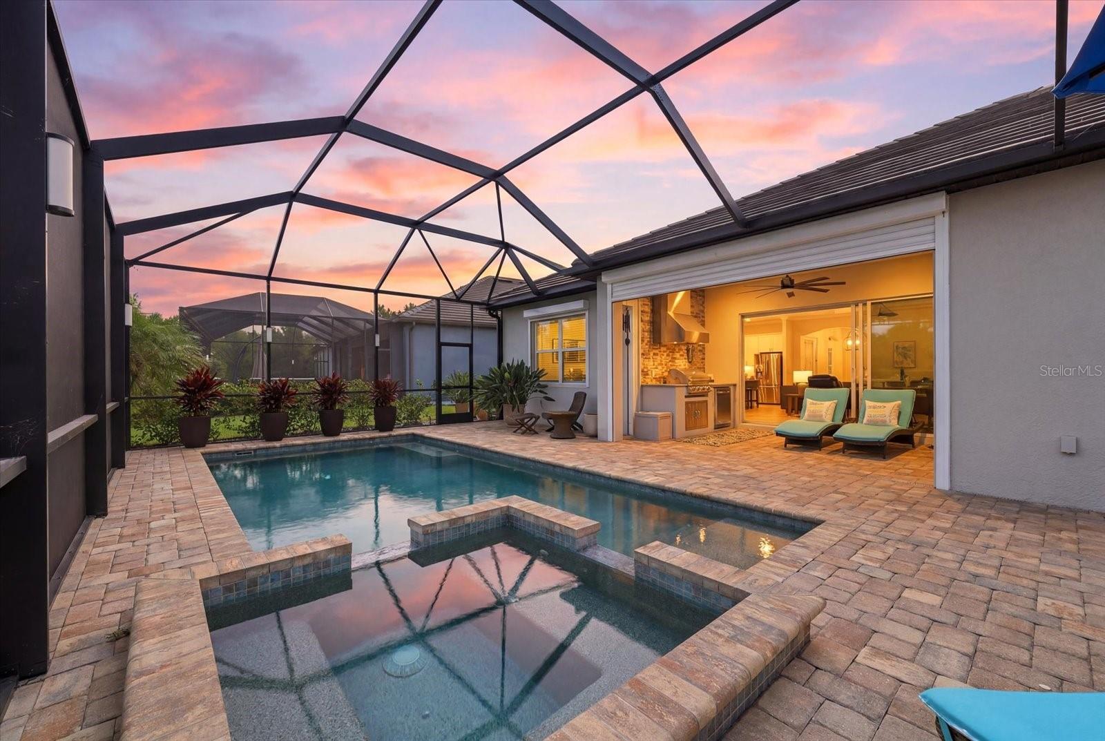 ARBOR GRANDE - Residential