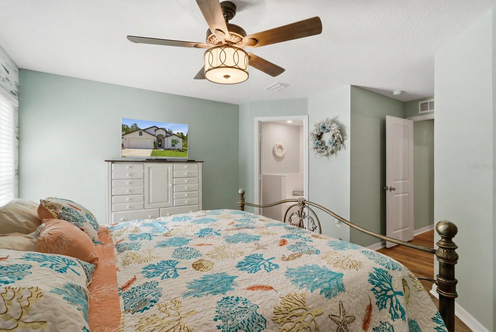 ROYAL HIGHLANDS - Residential