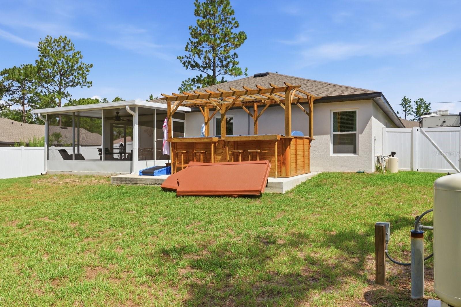 ROYAL HIGHLANDS - Residential
