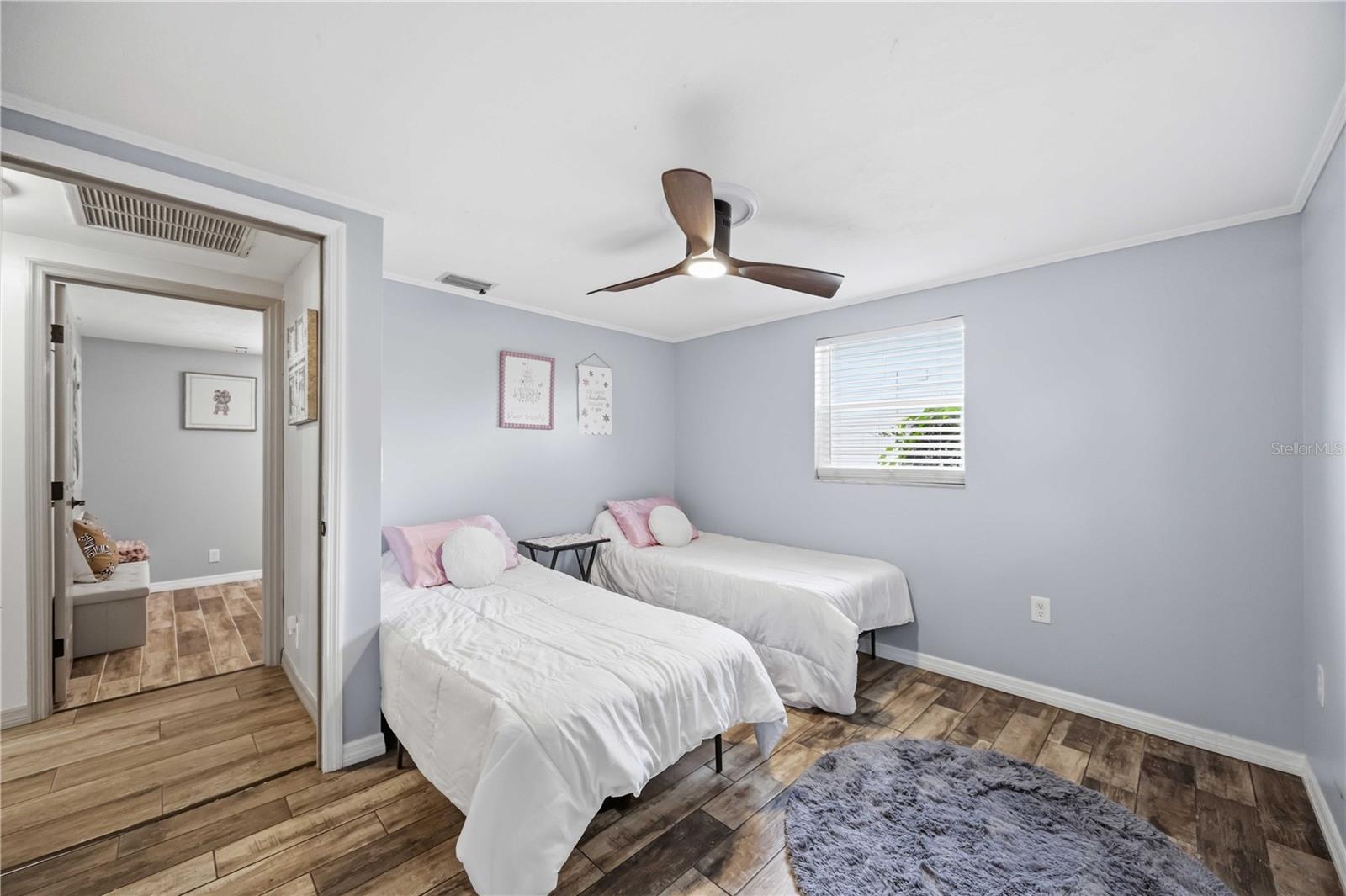 PINE LAKE - Residential