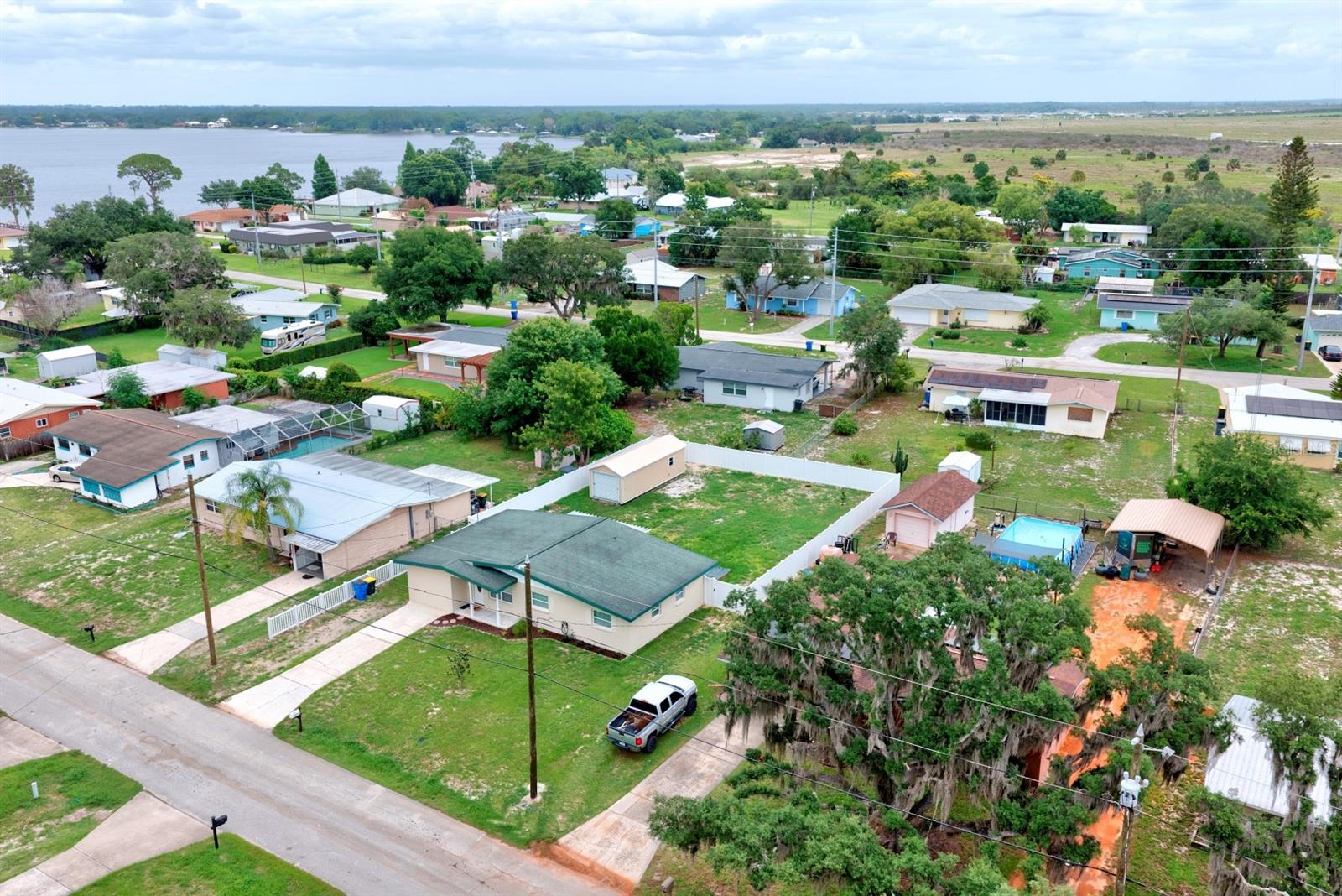 LAKE SEBRING - Residential