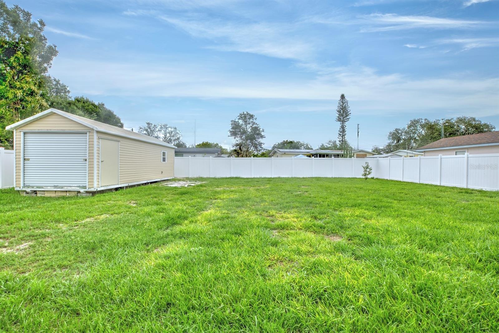 LAKE SEBRING - Residential